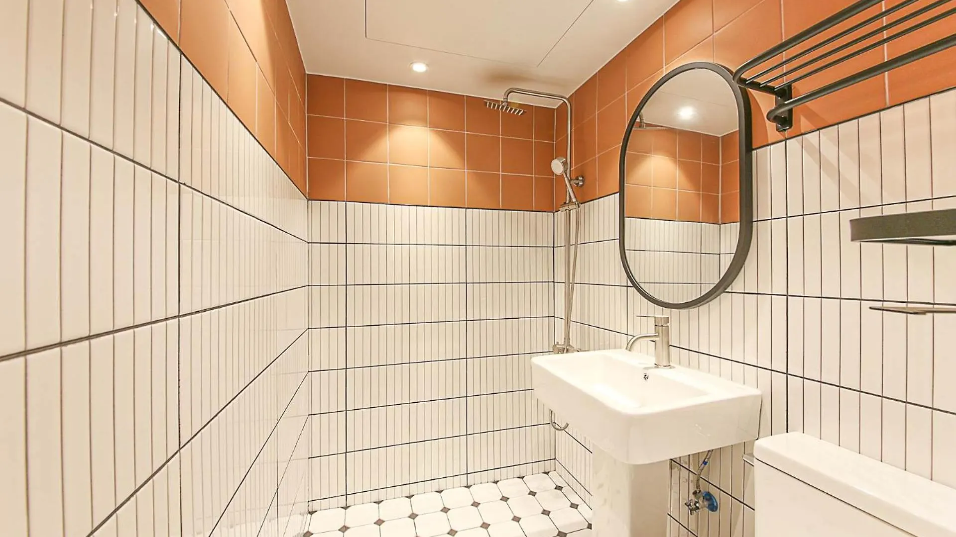 Lyrical Hotel Busan Yeongdo